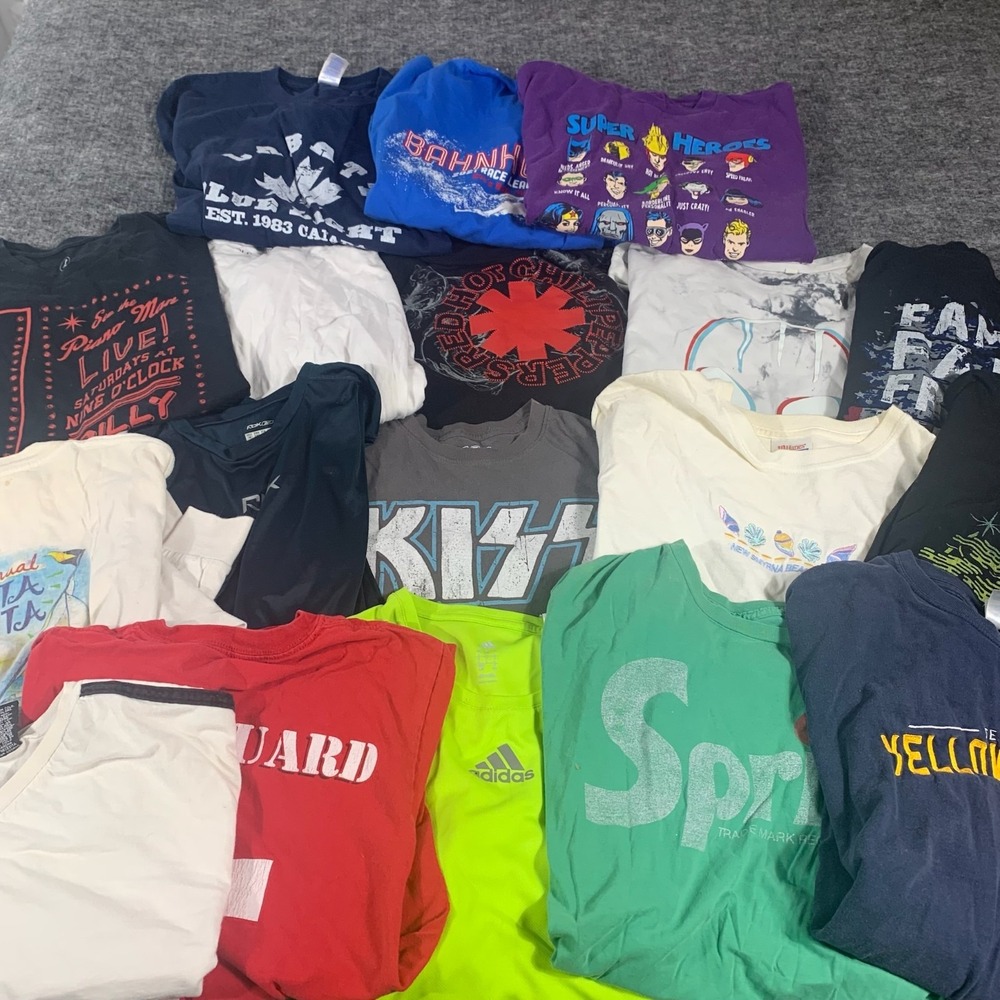 17 T Shirt Lot Adult Music Rock Kiss Red Hot Chili Peppers Adidas College Beer